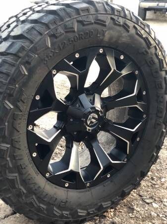 20" FUEL Rims and 35x12.50r20 M/T Tires 5 Lug Wheels Jeep ...