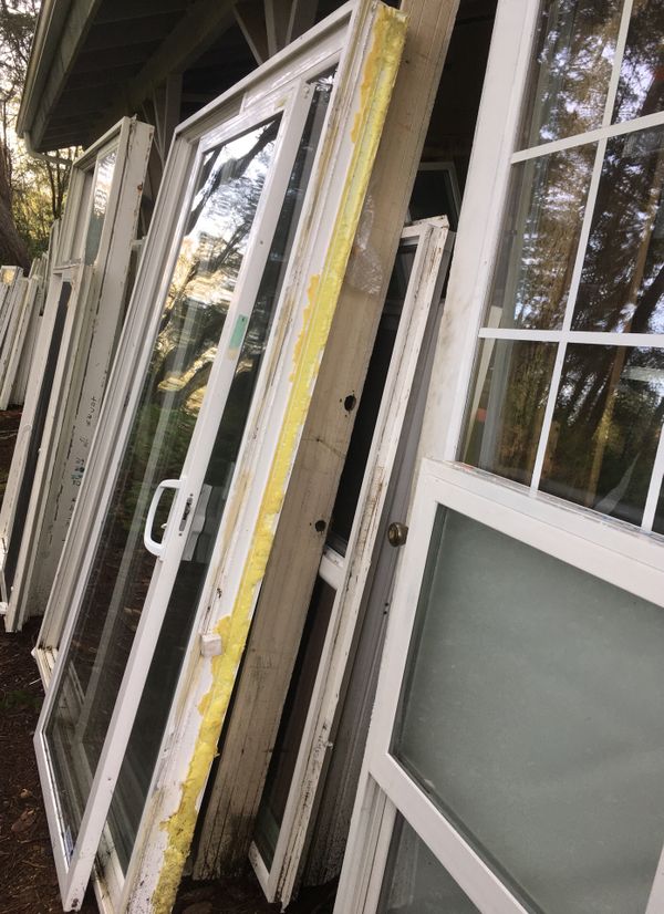 Used vinyl windows and doors (read description) for Sale in Olalla, WA