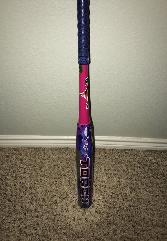 Softball Bat Fastpitch & Coed 2017 Monsta Torch FP for Sale in