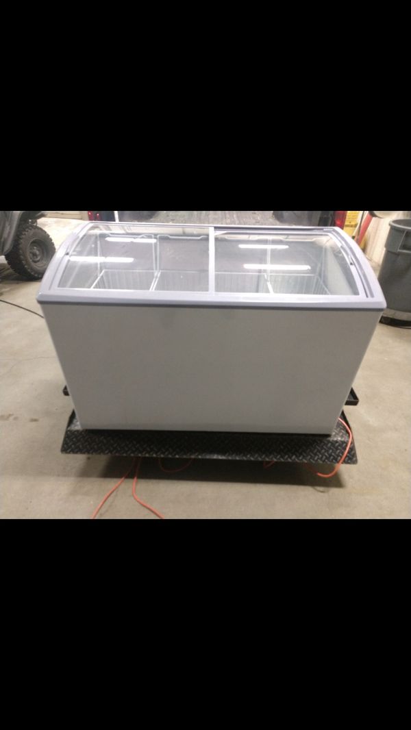 Cooler/Freezer Intertek. 4ftx2ft for Sale in MONTGMRY, IL OfferUp