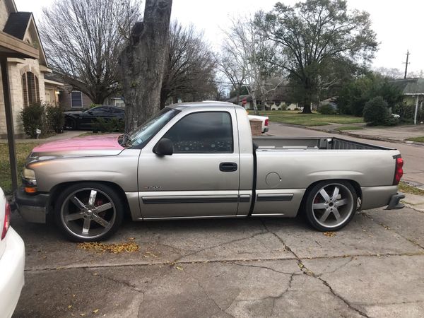 Single cab 2001 short bed silverado chevy for Sale in Pasadena, TX ...