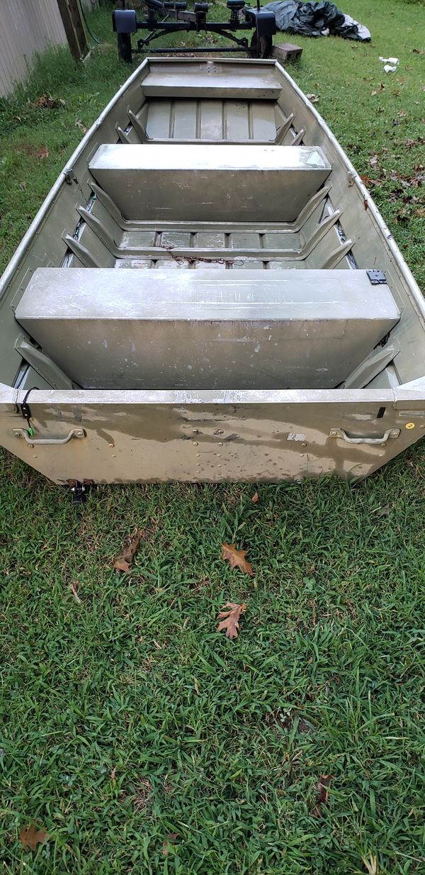 14ft Jon Boat ((no motor or trailer)) for Sale in Kodak, TN - OfferUp