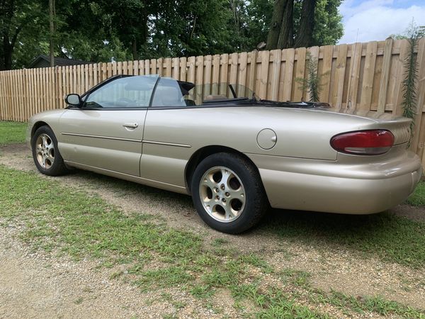 1999 Chrysler Sebring JXi Convertible for Sale in Rockton, IL - OfferUp