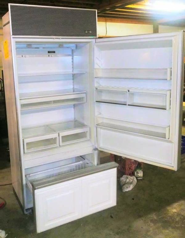 SubZero model 550 (panel ready) works great! for Sale in Tooele, UT