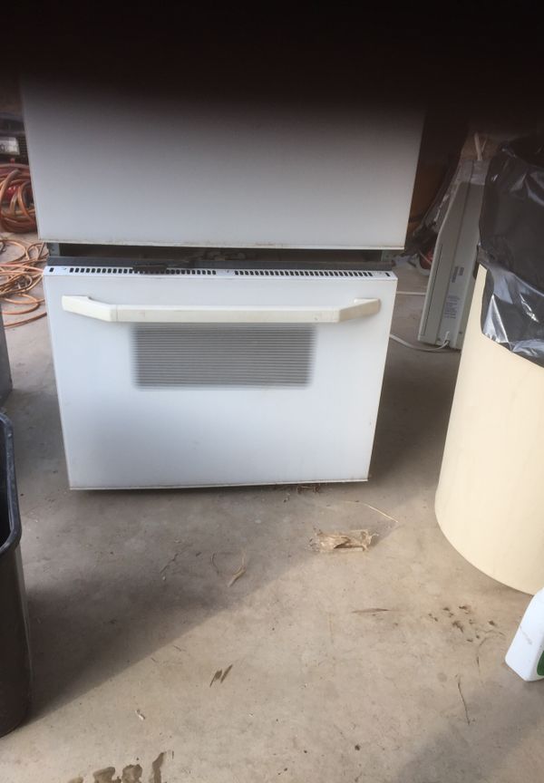 KitchenAid Superba Selectra 27 double oven for Sale in Phoenix, AZ