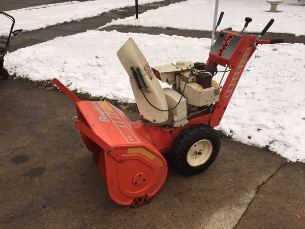 28” SIMPLICITY 870 SNOW BLOWER WITH ELECTRIC STARTER for Sale in ...