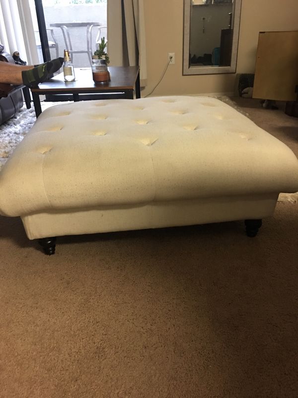 feixian deshun wood co ottoman for Sale in Mesa, AZ - OfferUp