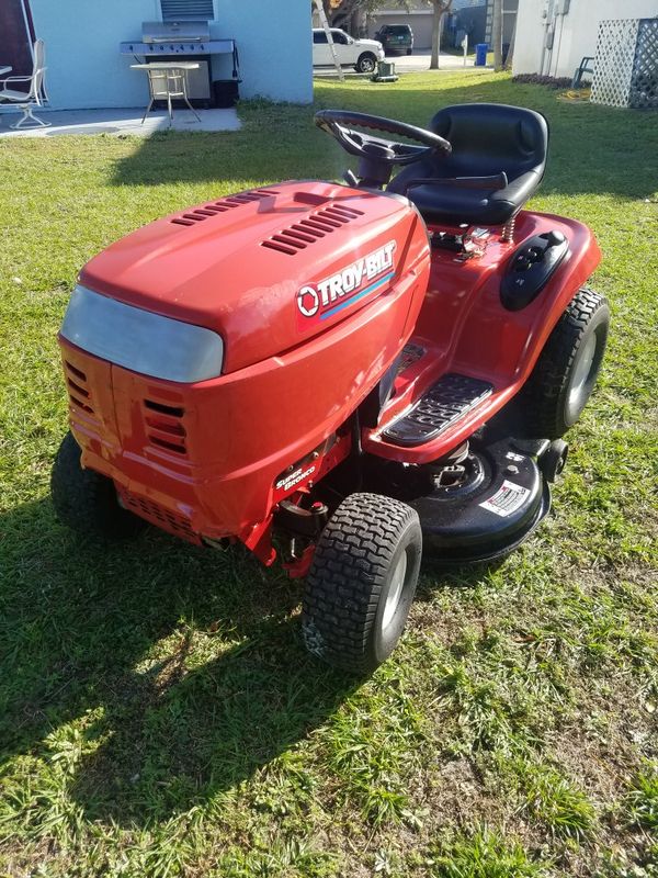 Troy Bilt Super Bronco Riding Lawn Mower. 42