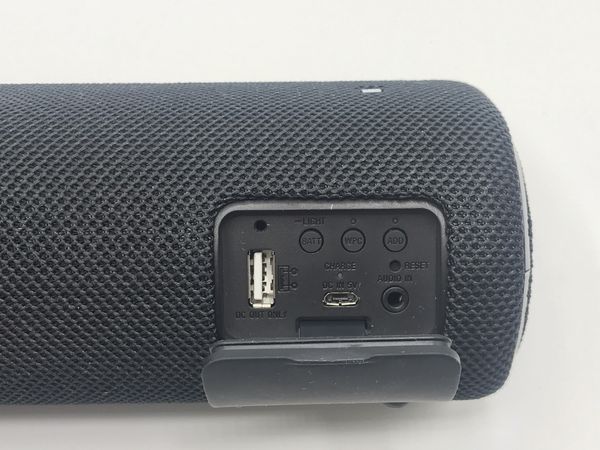 Sony SRS-XB31 Extra Bass Bluetooth Speaker - Black for Sale in Kent Cliffs, NY - OfferUp