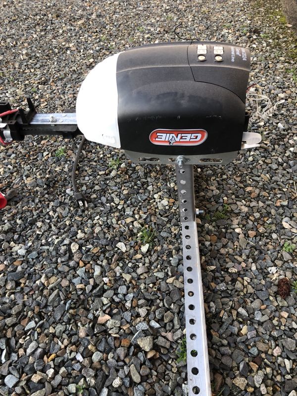 Genie 8foot garage Door Opener for Sale in Auburn, WA OfferUp