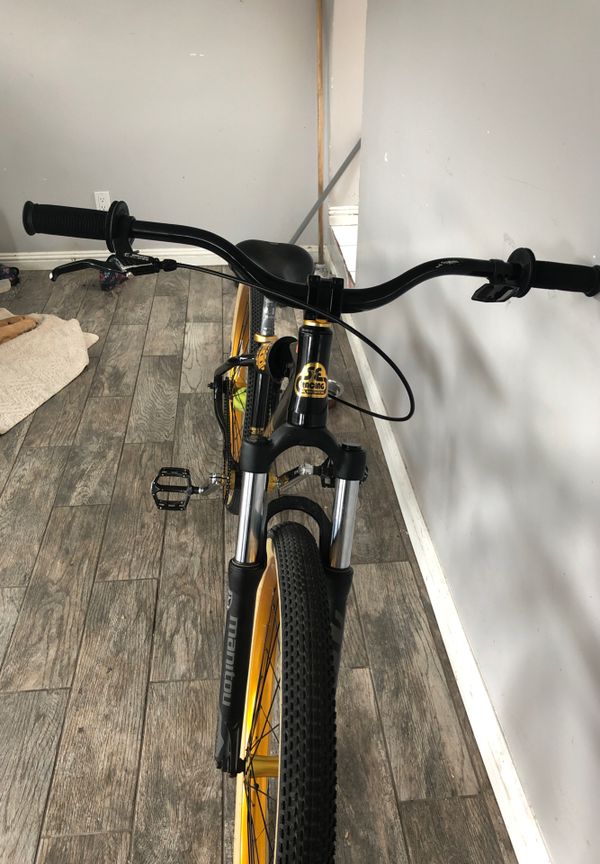 rockland hitch mounted bike rack
