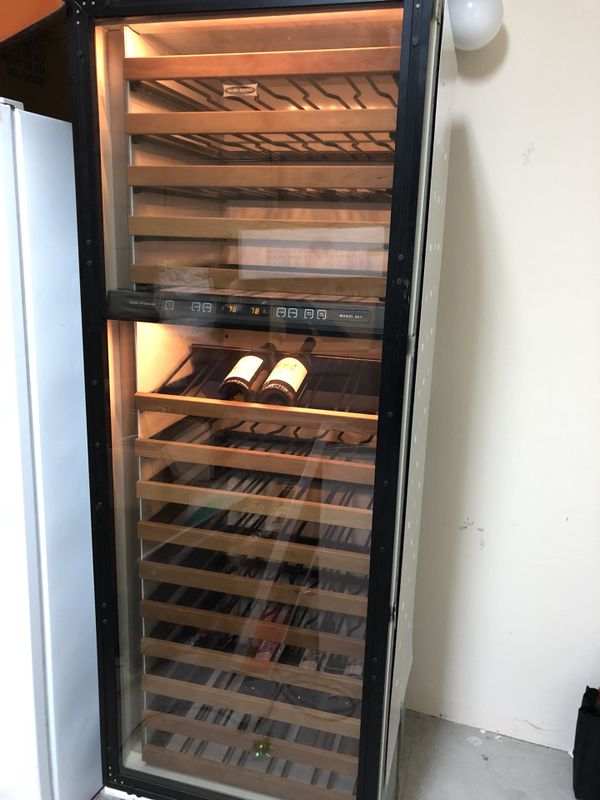 Sub Zero 427 Wine Cooler Fridge for Sale in Beverly Hills, CA - OfferUp