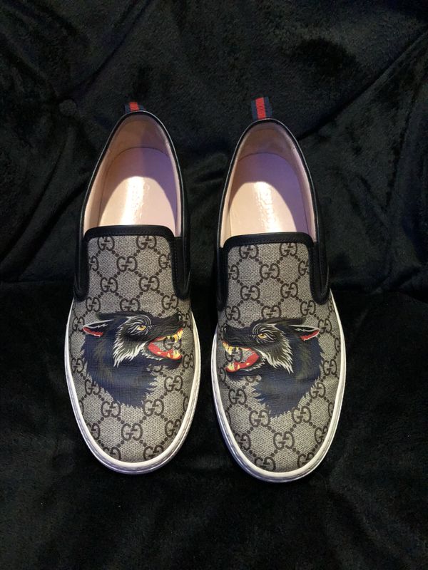 gucci wolf sneakers