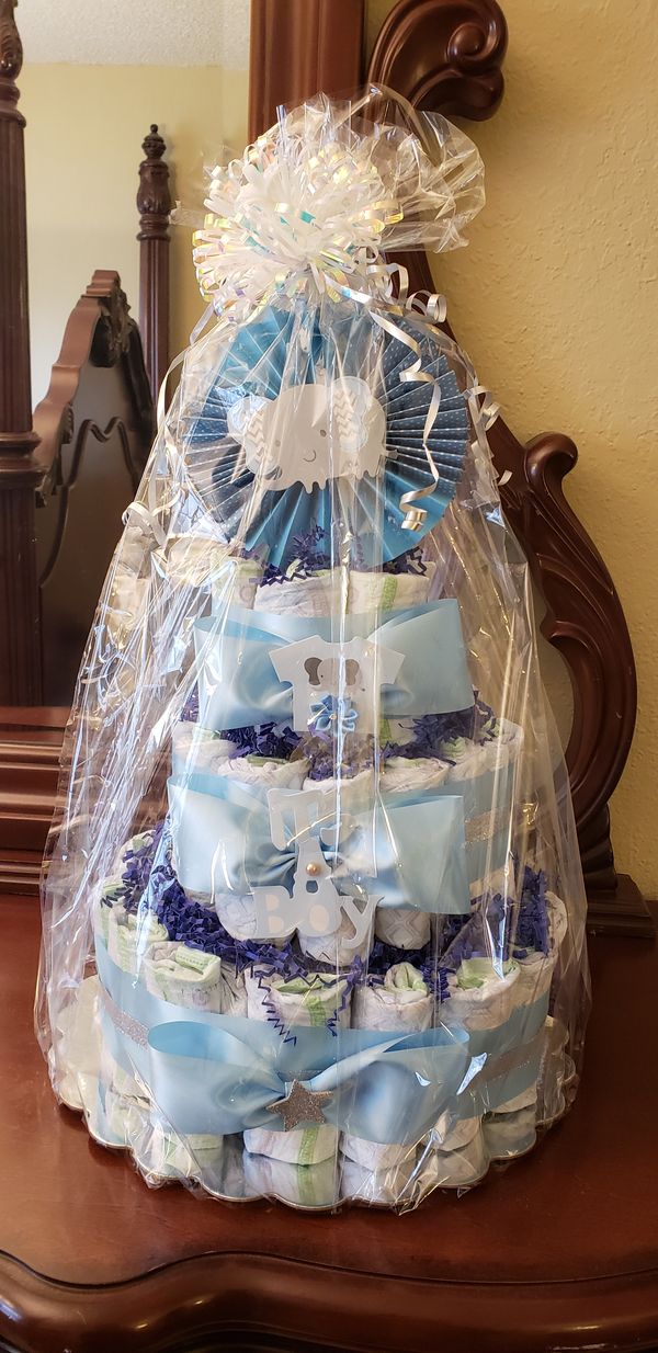 Diapers Cake for Baby Showers luvs for Sale in Pinellas Park, FL OfferUp