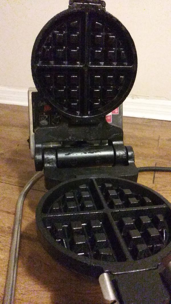 Carbons golden malted commercial waffle maker for Sale in Jacksonville