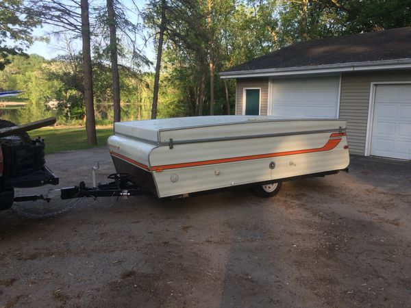 1979 Starcraft galaxy 8 pop up camper for Sale in Addison, IL - OfferUp