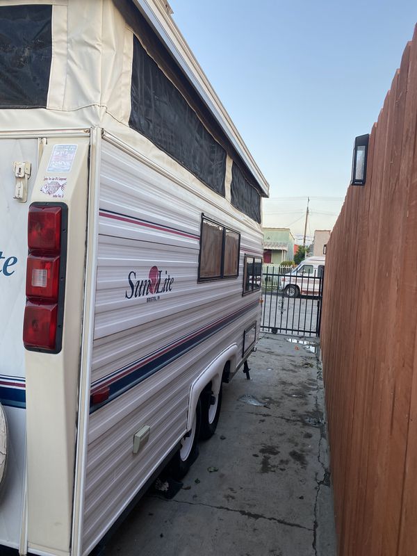1995 Sunlite pop up trailer for Sale in Los Angeles, CA