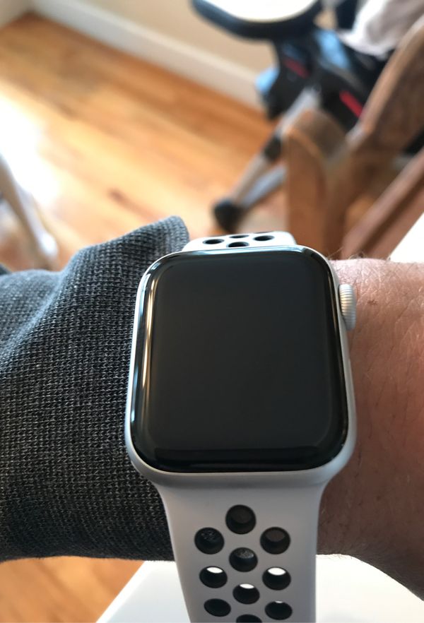 apple watch 40mm 4