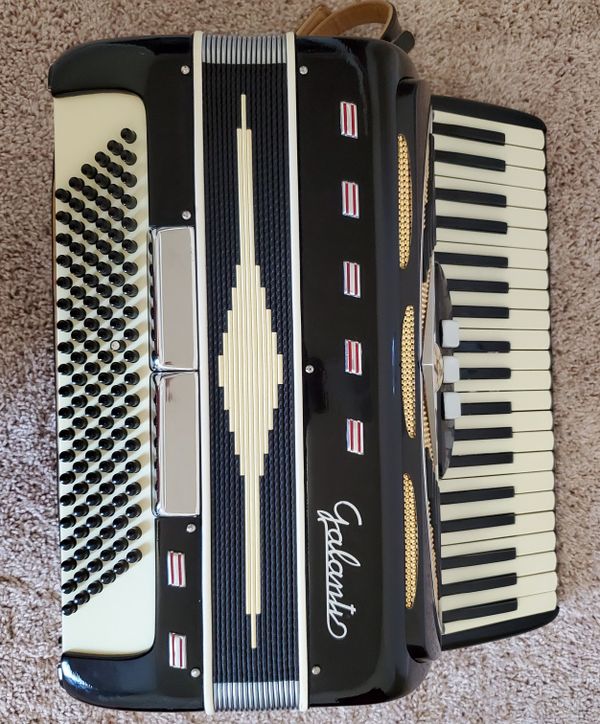 Vintage Galanti Piano Accordion for Sale in San Antonio, TX OfferUp