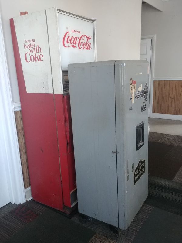 Vintage U Select It Vending Machine. for Sale in Charlotte, NC OfferUp