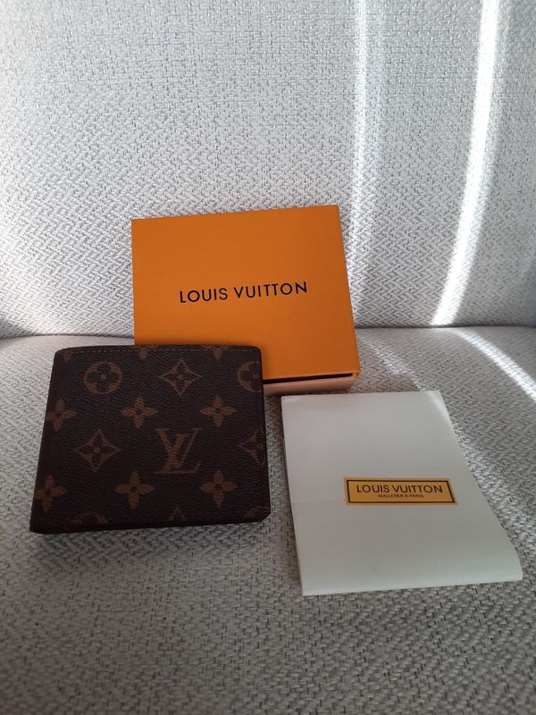 Louis Vuitton wallet for Sale in Puyallup, WA - OfferUp