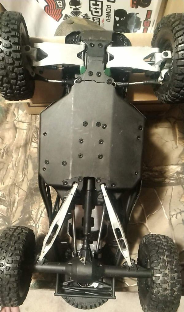 Clean Vaterra Twin Hammers RC Car 1/10th scale for Sale in Clean Vaterra Twin Hammers RC Car 1/10th scale for Sale in