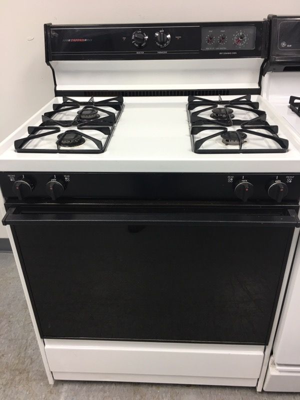 VERY CLEAN TAPPAN BLACK AND WHITE GAS STOVE/6 MONTH WARRANTY/FREE