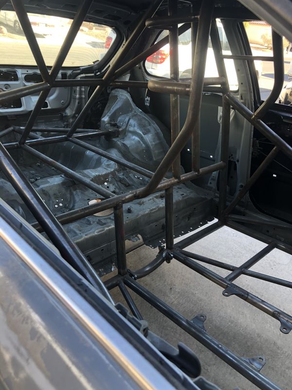 25.5 caged 2000 civic hatchback rolling shell for Sale in Las Vegas, NV ...