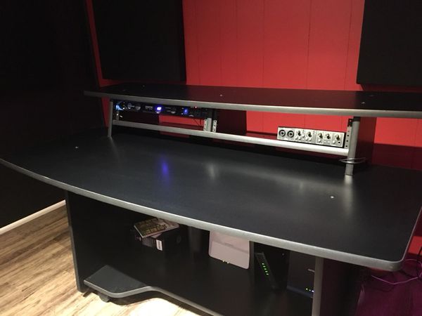 Omnirax Presto 4 Studio Desk For Sale In Spartanburg Sc Offerup