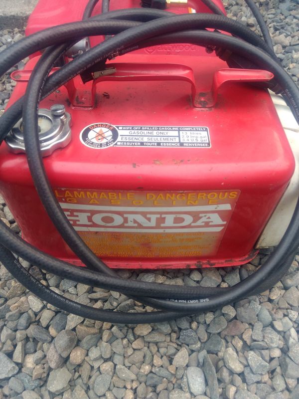 Honda metal outboard motor fuel tank for Sale in Auburn, WA OfferUp
