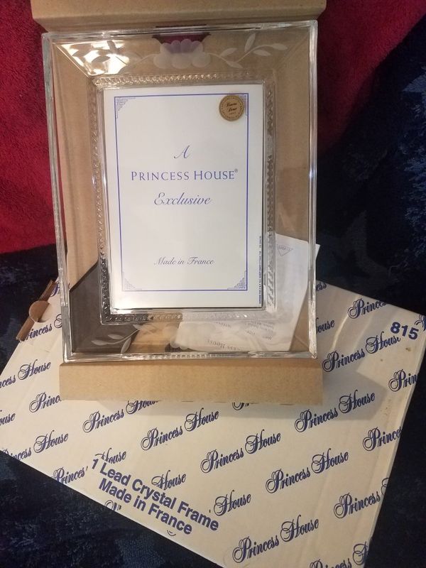 Authentic Crystal, princess house Heritage collection frame for Sale in ...