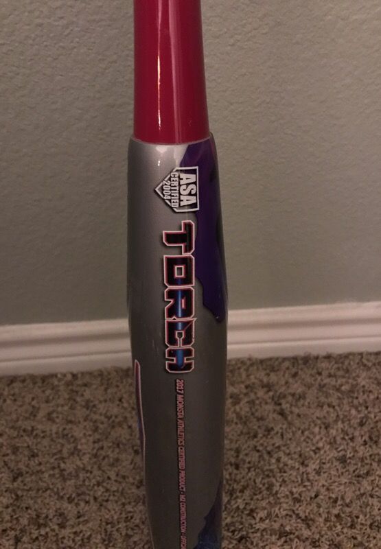 Softball Bat Fastpitch & Coed 2017 Monsta Torch FP for Sale in