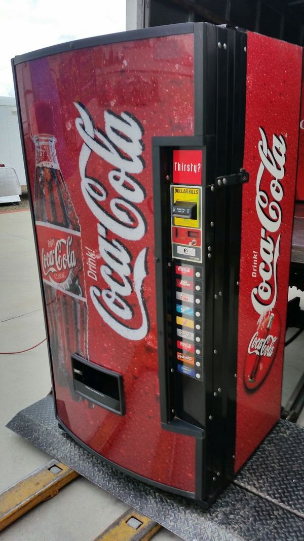 Coke Royal 660 Soda Vending Machine for Sale in Temecula