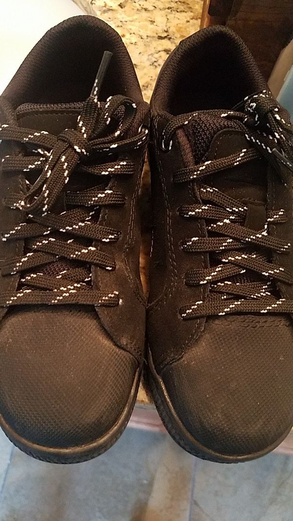 size 15 steel toe shoes
