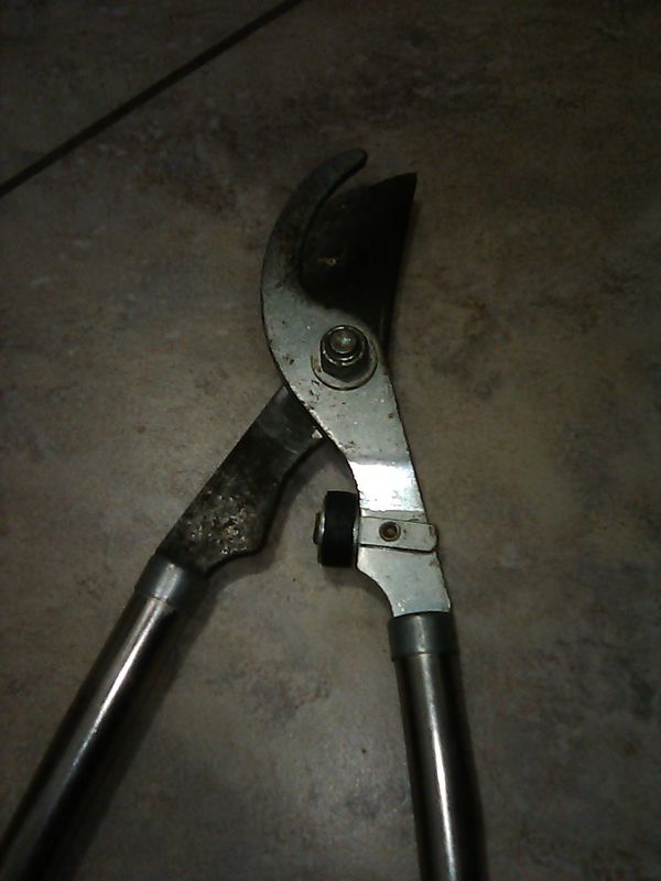 Genuine Craftsman tool 24" garden pruning bypass loppers for Sale in