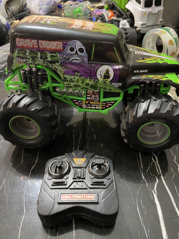 grave digger remote monster truck