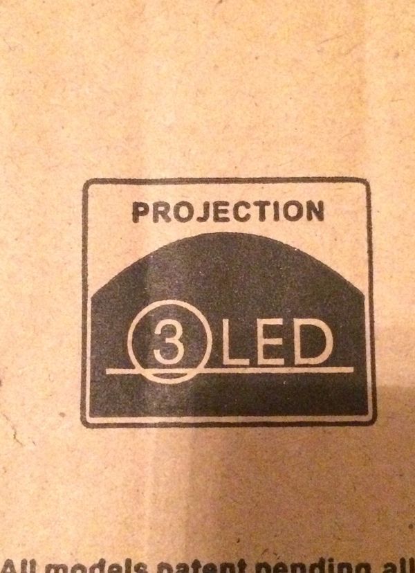 Is72 Digital Projector self lock screen for Sale in Aurora, CO OfferUp