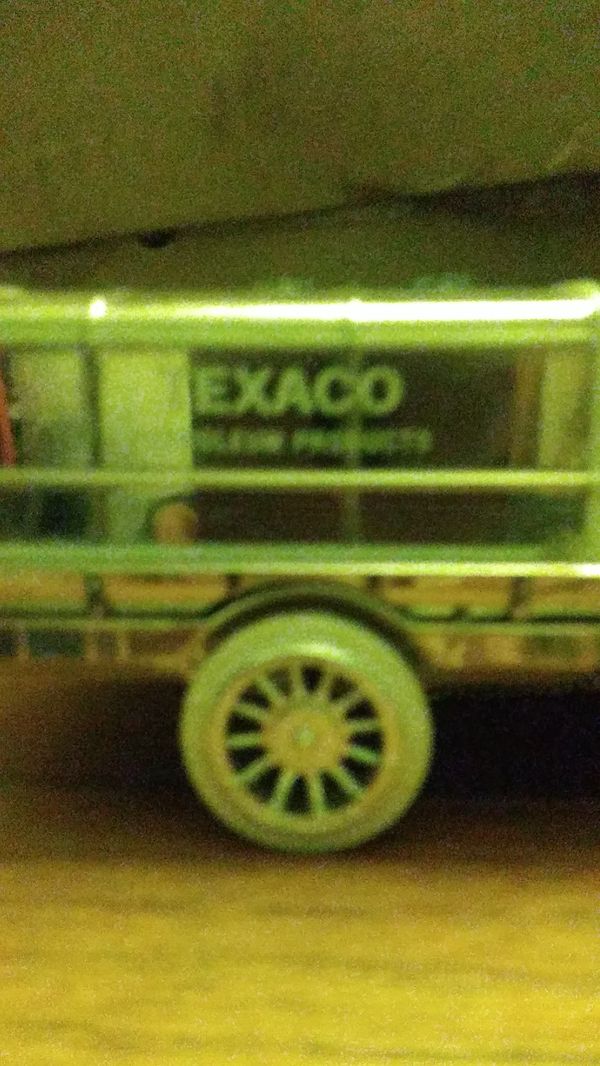 texaco collectible trucks