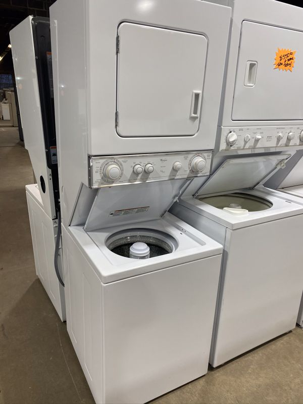 24” Whirlpool stackable washer dryer unit for Sale in East Hartford, CT