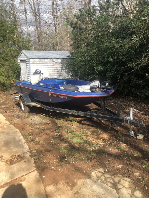 1988 Astro glass trailer and evinrude 70 hp 2 stroke motor