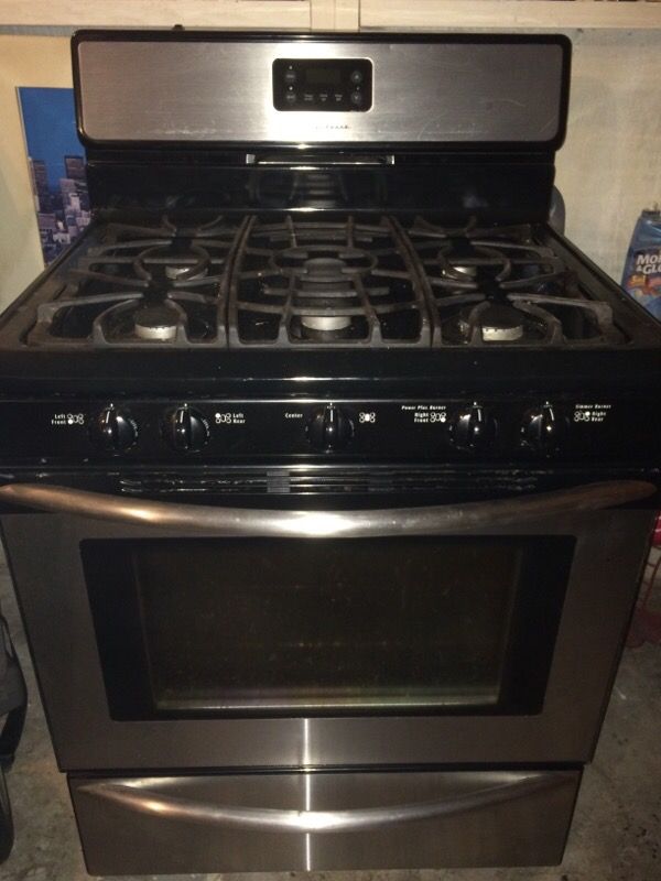 Frigidaire 5 burner gas stove for Sale in Renton, WA OfferUp