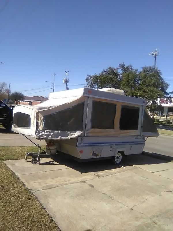 1989 Viking Camping Popup Trailer for Sale in Houston, TX