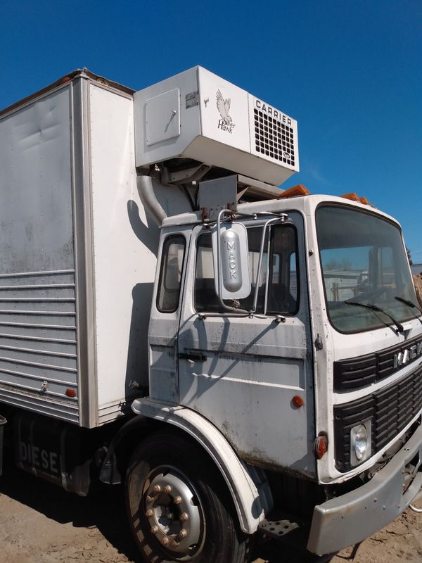 1982 MACK REEFER BOX TRUCK for Sale in Sacramento, CA OfferUp