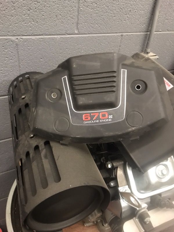 Predator engine 22hp (670cc) v twin for Sale in Powell, OH ...