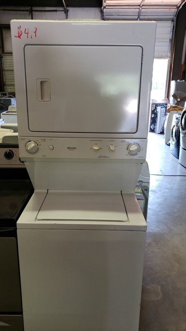Frigidaire Stacked Washer and dryer combo for Sale in Thomasville, NC