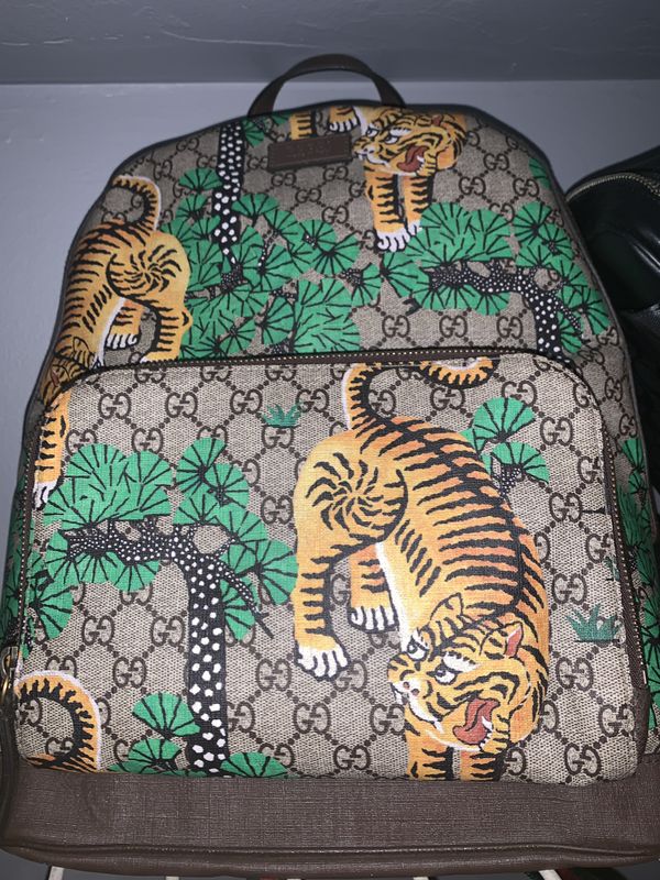 GUCCI tiger print backpack for Sale in Tamarac, FL - OfferUp