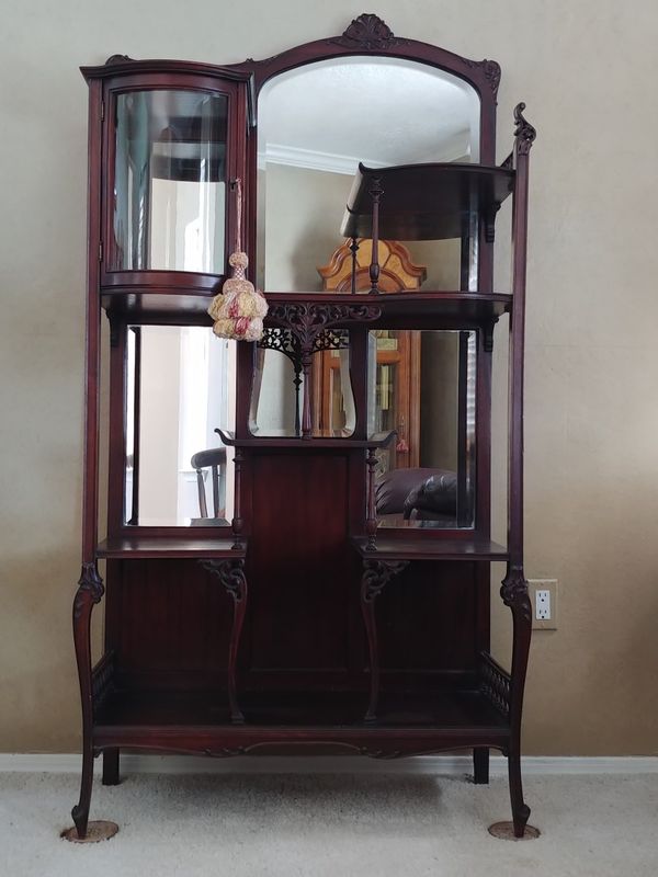 Antique Victorian Mirror Back Etagere Curio (1800 1899) for