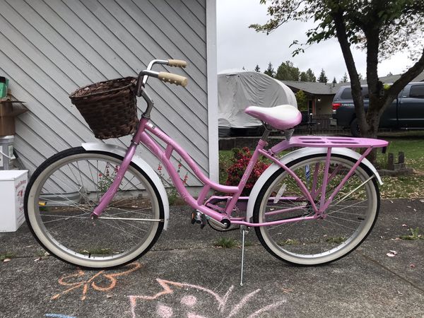 schwinn pink beach cruiser