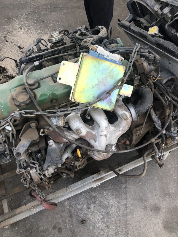 1997 Nissan Altima Motor and transmission 2.4 for Sale in Phoenix, AZ