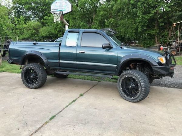 97 Toyota Tacoma 4x4 for Sale in Fort Worth, TX - OfferUp